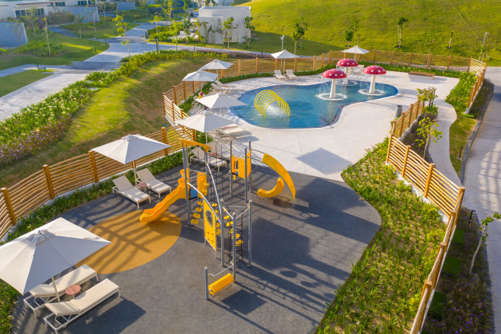 Khuôn viên bể bơi ngoài trời dành cho trẻ nhỏ - Kids Pool